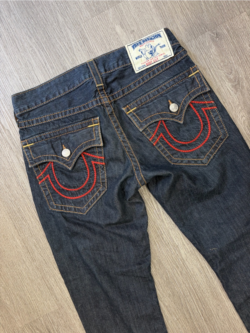 True Religion Dark Indigo Jeans with Red Pocket Stitching Size 30